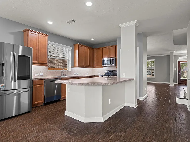 19415 Bronte Springs Ct — Photo 8