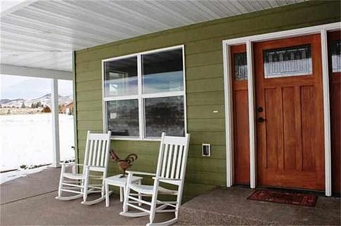 3rd image of 3779 Woodridge Trl