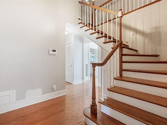 2nd image of 227 Midway Dr