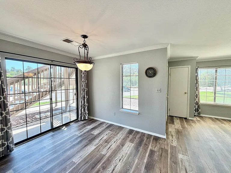 2130 Alicia Point #103 — Photo 5