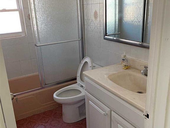 5th image of 61-17 Bell Blvd Floor 2