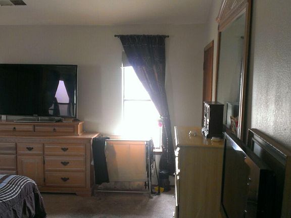 3rd image of 2004 Rosewood Ave NW