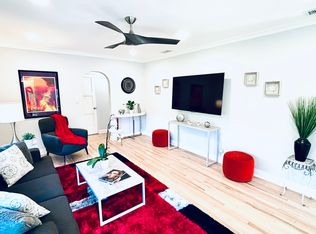 6120 Zelzah Ave, Encino, CA 91316