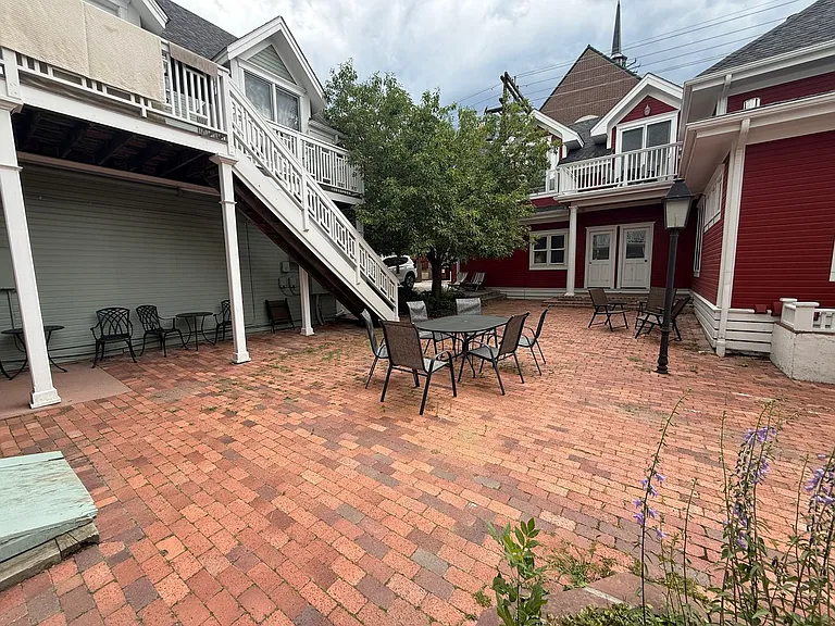 1333 Pine St #3 — Photo 2