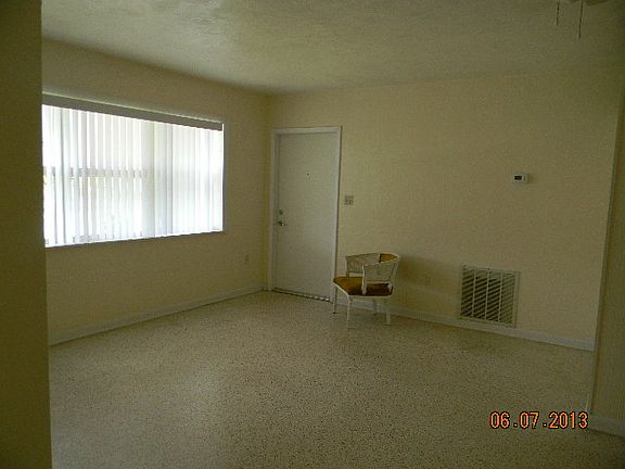 2nd image of 21961 Buxton Ave