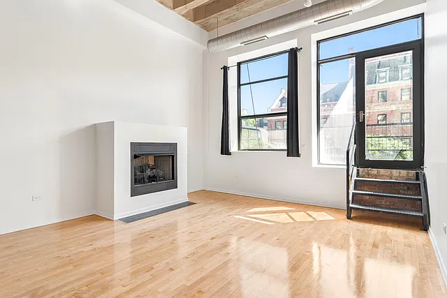 1 bed, 825 sqft, $2,150 — Photo 3