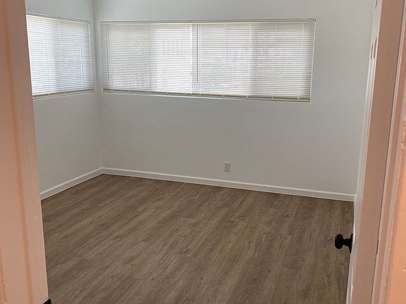 5th image of 4313 S Main St APT 1