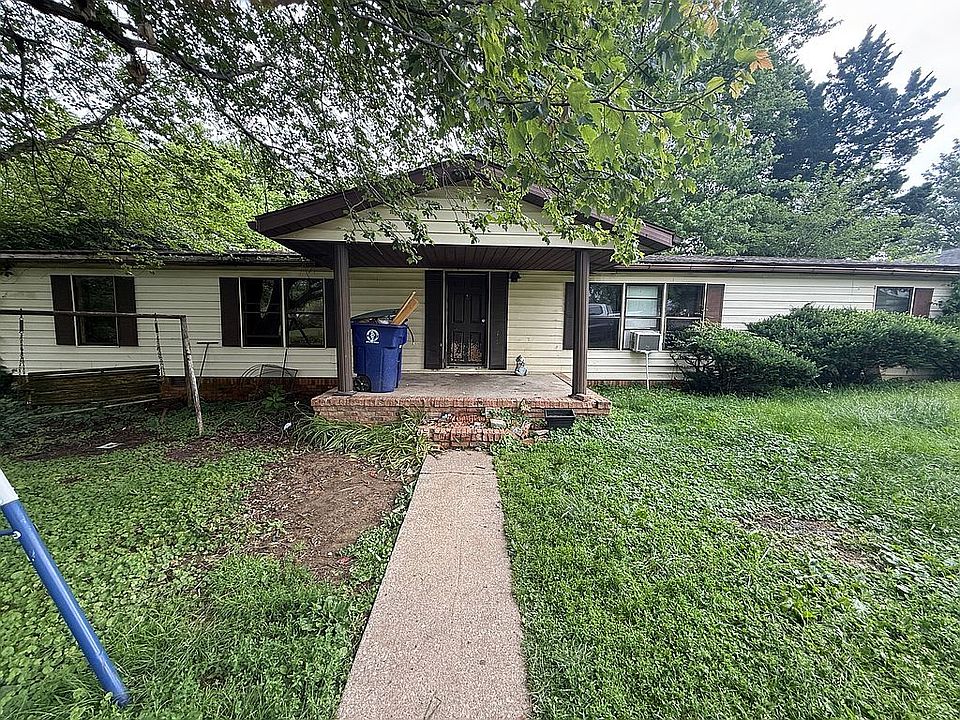 1st image of 300 W Central Ave