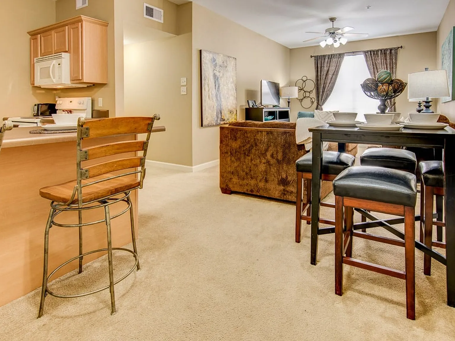 Highpoint Park Apartments — Photo 1