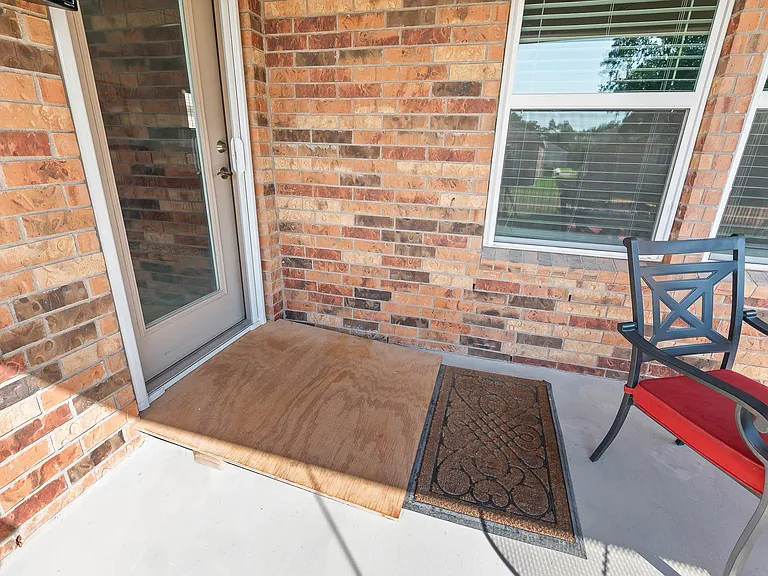 418 Fannin Ct — Photo 36