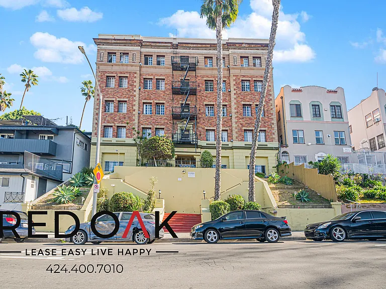 236 S Coronado St — Photo 13