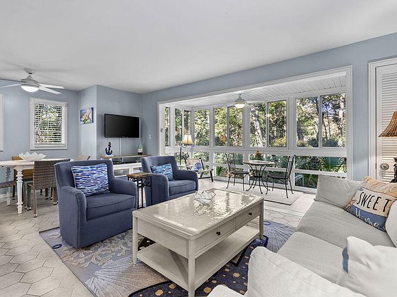 3rd image of 3522 Shipwatch Rd