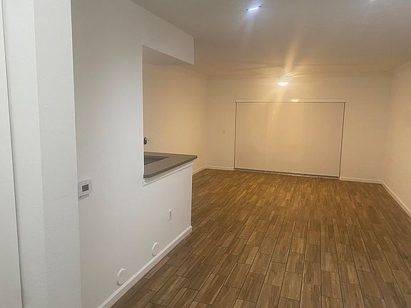 Livin area (from main entrance)