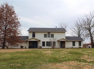 16801 Littrell Rd, Siloam Springs, AR 72761