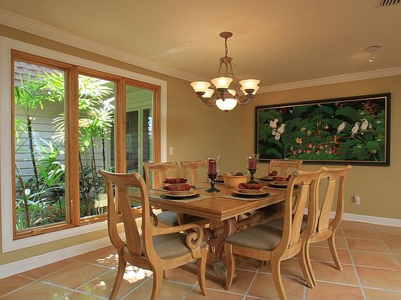 Formal dining room