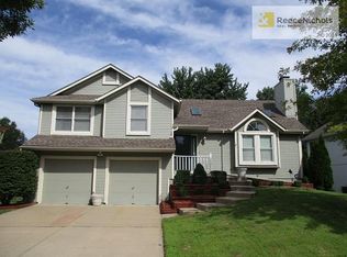 15760 Horton Ct, Overland Park, KS 66223