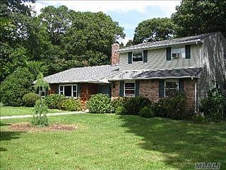 3rd image of 25 Peachtree Ln