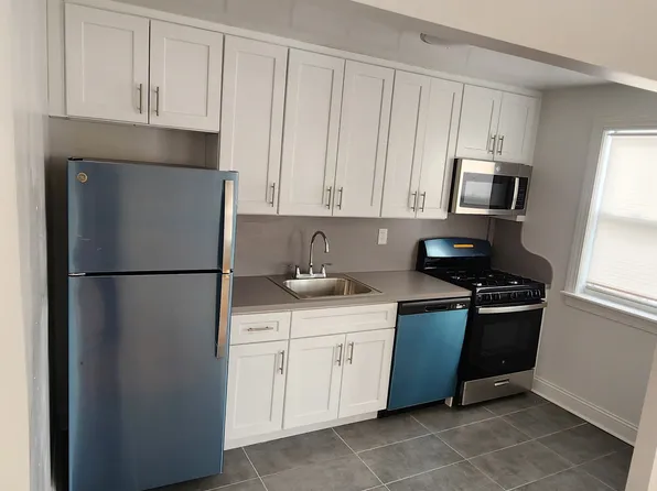 (undisclosed Address), Oakland Gardens, NY 11364