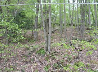 Creek Dr, Prompton, PA 18456