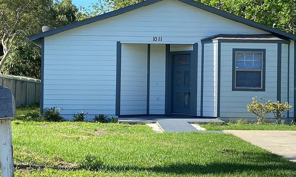 1st image of 1011 W 9th St