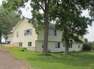S6185 Hilltop Ln, Victory, WI 54624