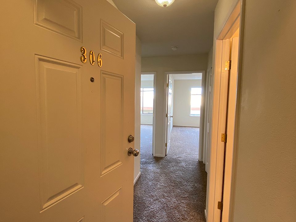 1st image of 125 Gardenside Dr APT 306