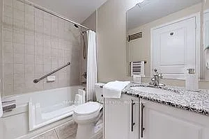 9225 Jane St #507 — Photo 21