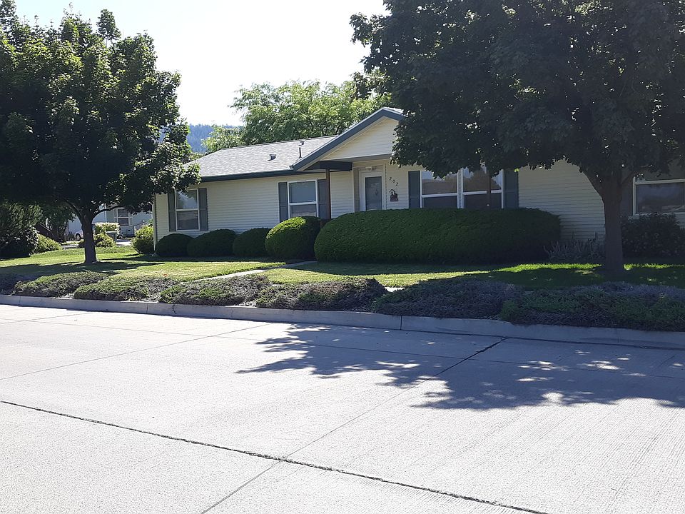 2nd image of 202 18th St