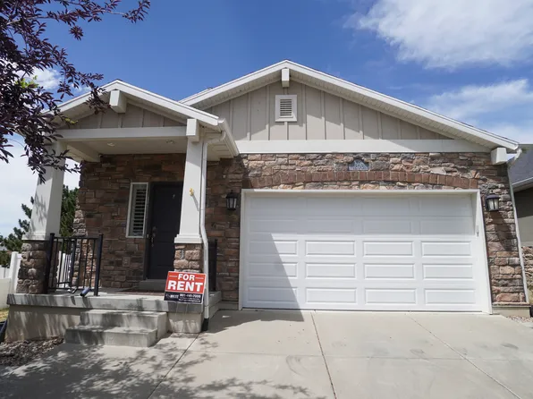1203 E Roma Dr, Fruit Heights, UT 84037