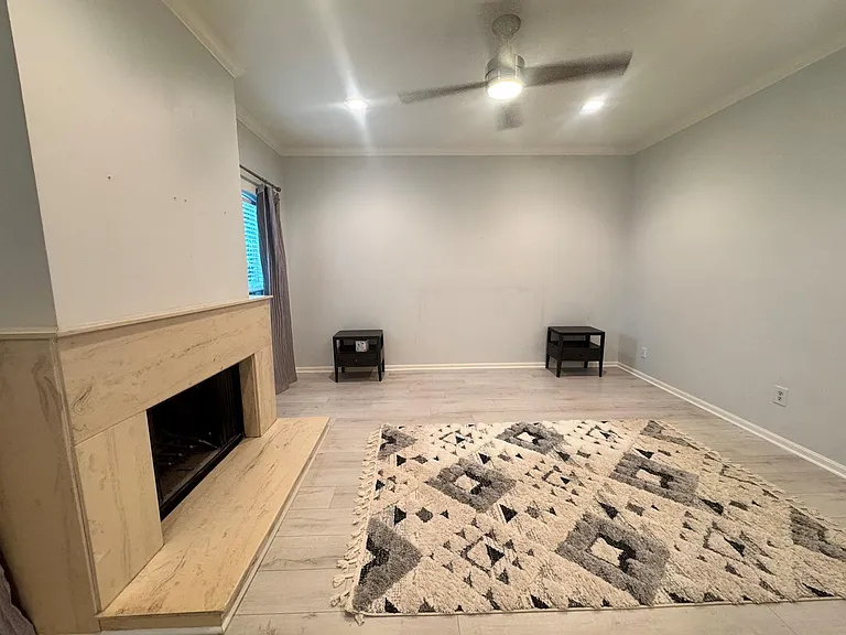 2323 Bering Dr #2 — Photo 28