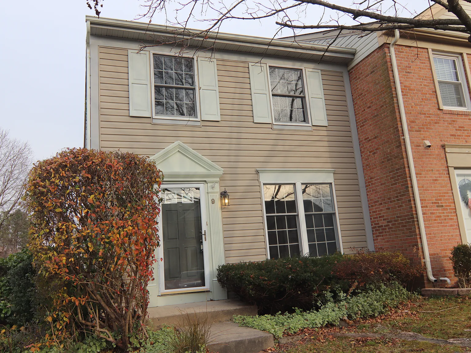 3 bed, 2.5 bath, $2,395 — Photo 1
