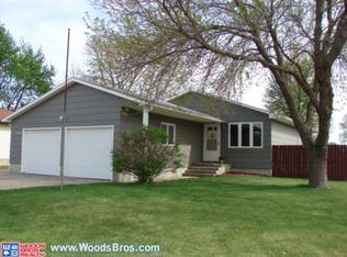 2421 W 14th St, Grand Island, NE 68803