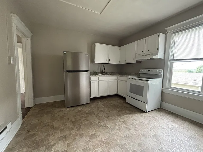 200 Gordon St — Photo 1