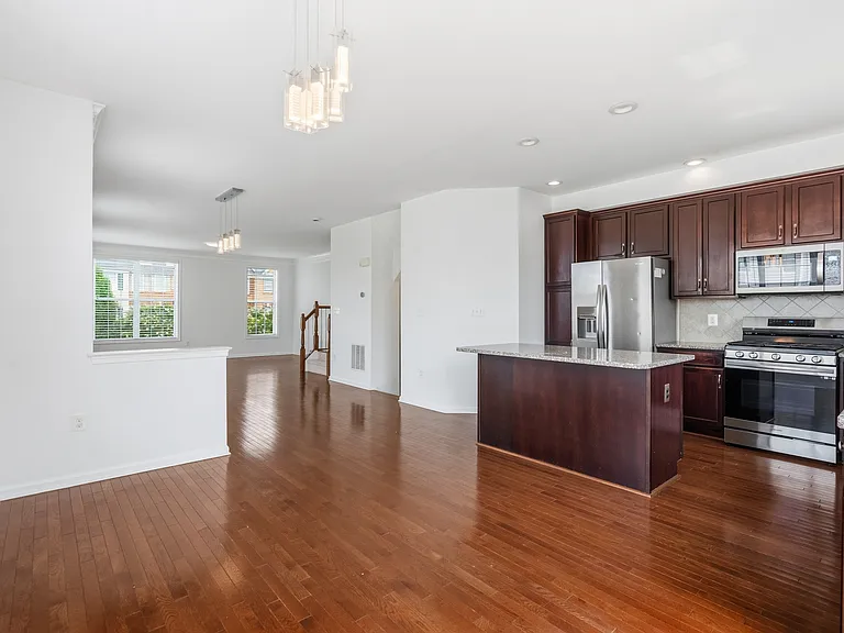 23167 Flora Mure Dr — Photo 14