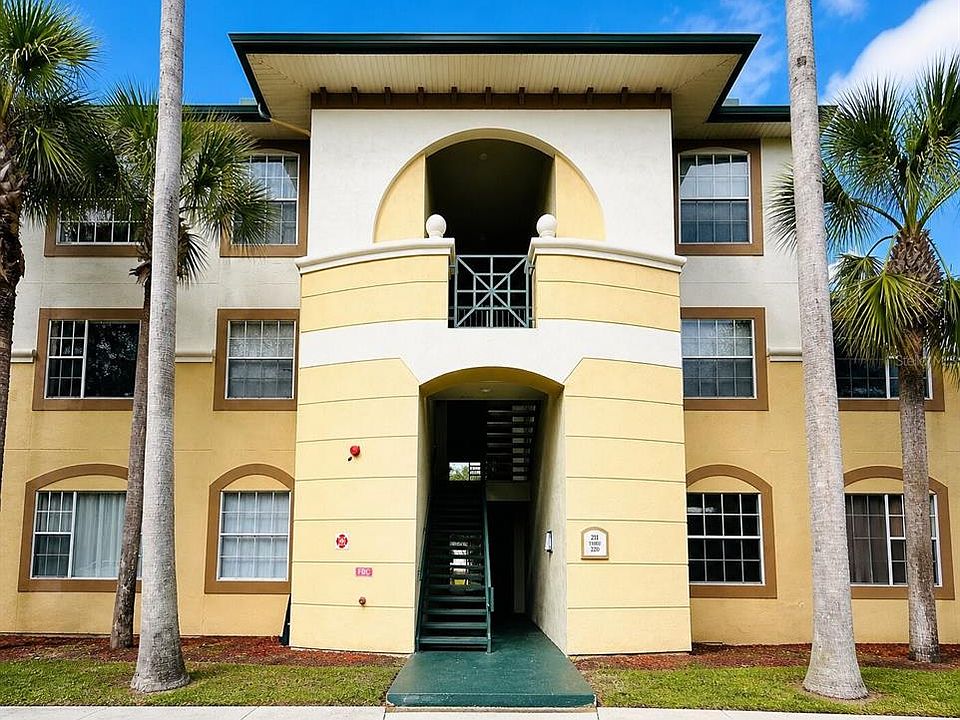1st image of 17114 Carrington Park Dr APT 213