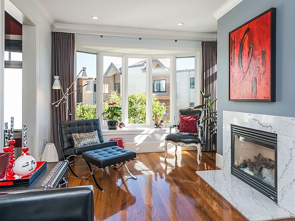 4th image of 950 Corbett Ave #2