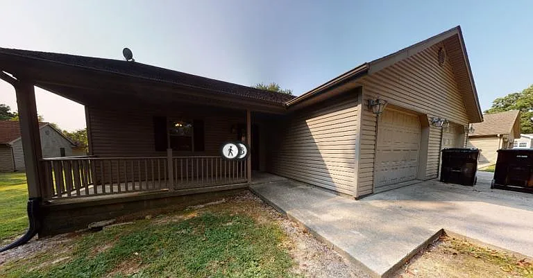 805 S Vicksburg St — Photo 17