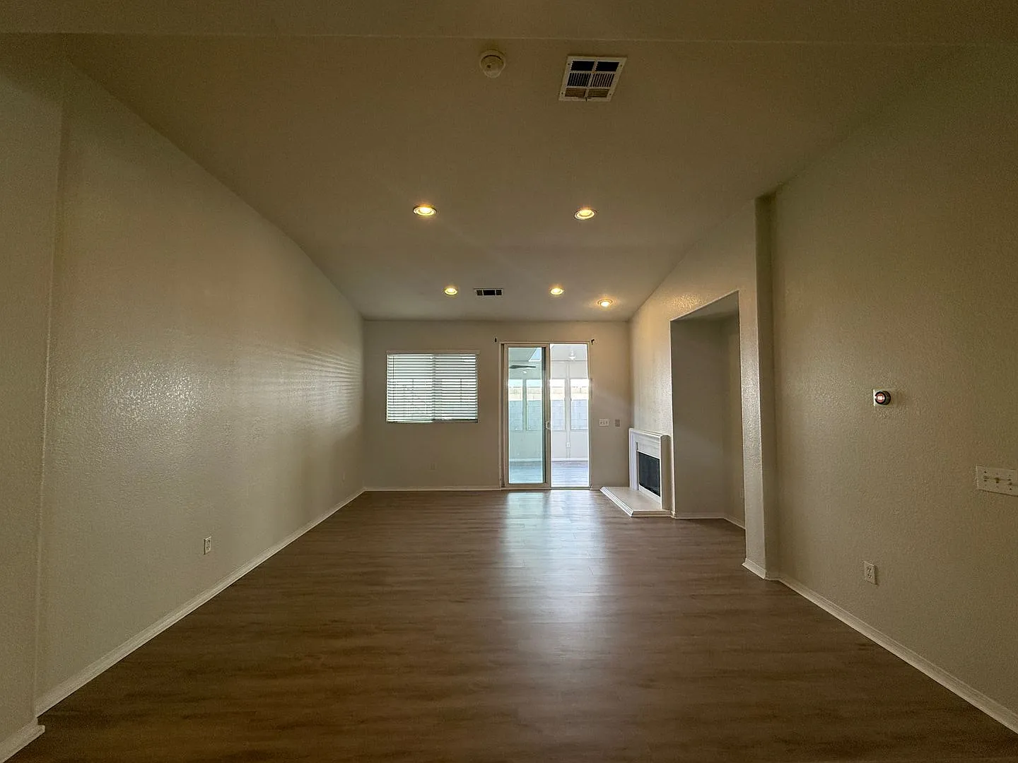 Available August 1! Lancaster 3 bed 2 bath — Photo 3