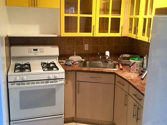 3rd image of 1935 76th St #2