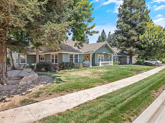 3rd image of 5742 W Ashland Avenue