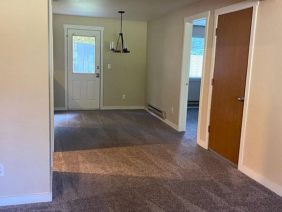 4th image of 9903 148th Street Ct E