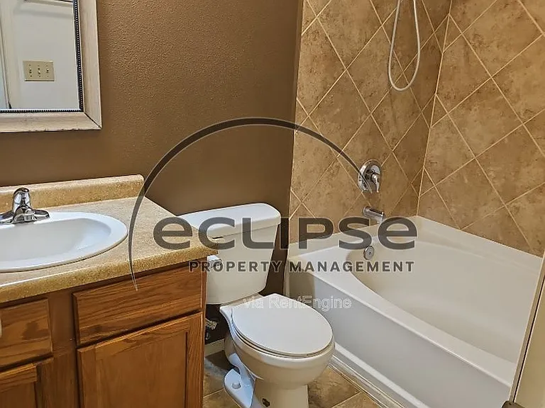 2700 Moran Pl — Photo 11