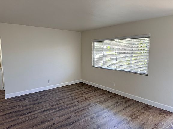 3rd image of 5273 Wightman St #1/2