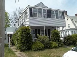 257 School St, Whitman, MA 02382