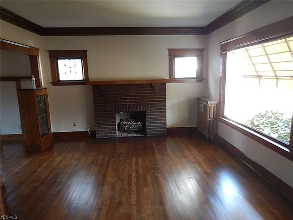 5th image of 1482 Northland Ave