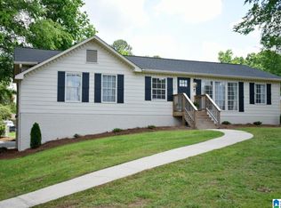 1059 Thompson Rd, Alabaster, AL 35007