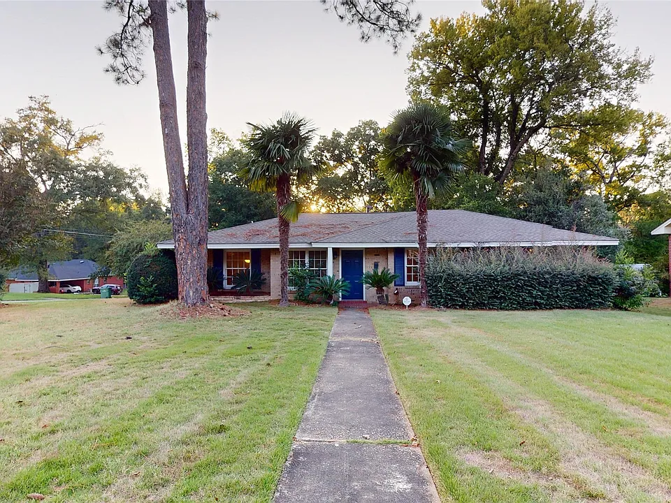 3401 Prince George Dr