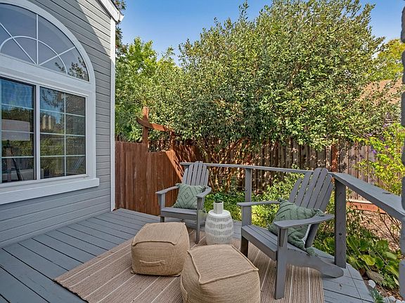 2nd image of 2721 Summerfield Road