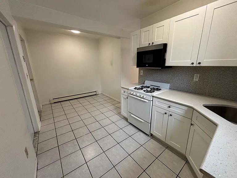 4319 Kepler Ave #G1 — Photo 5