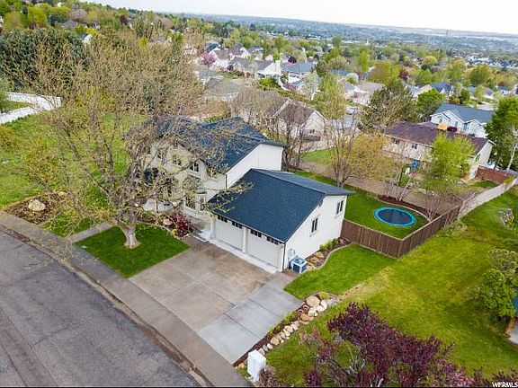 5th image of 1246 Hillside Dr